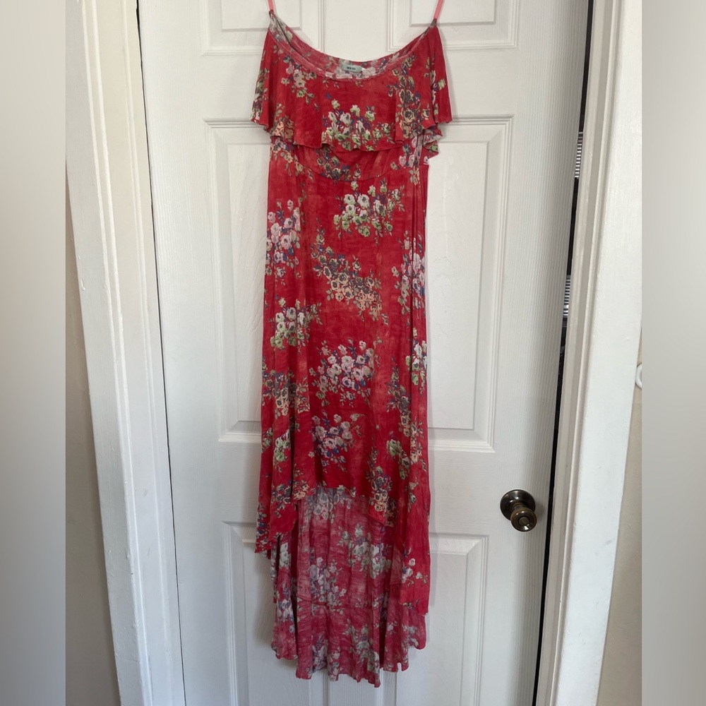 Beautiful strapless high-low floral dress